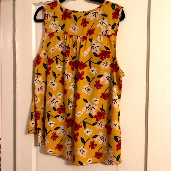 Isle Be Seeing You Sleeveless Top - Picture 3 of 4